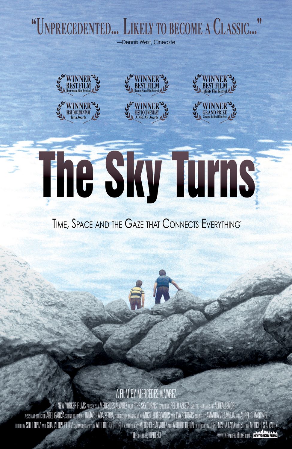 Extra Large Movie Poster Image for The Sky Turns 