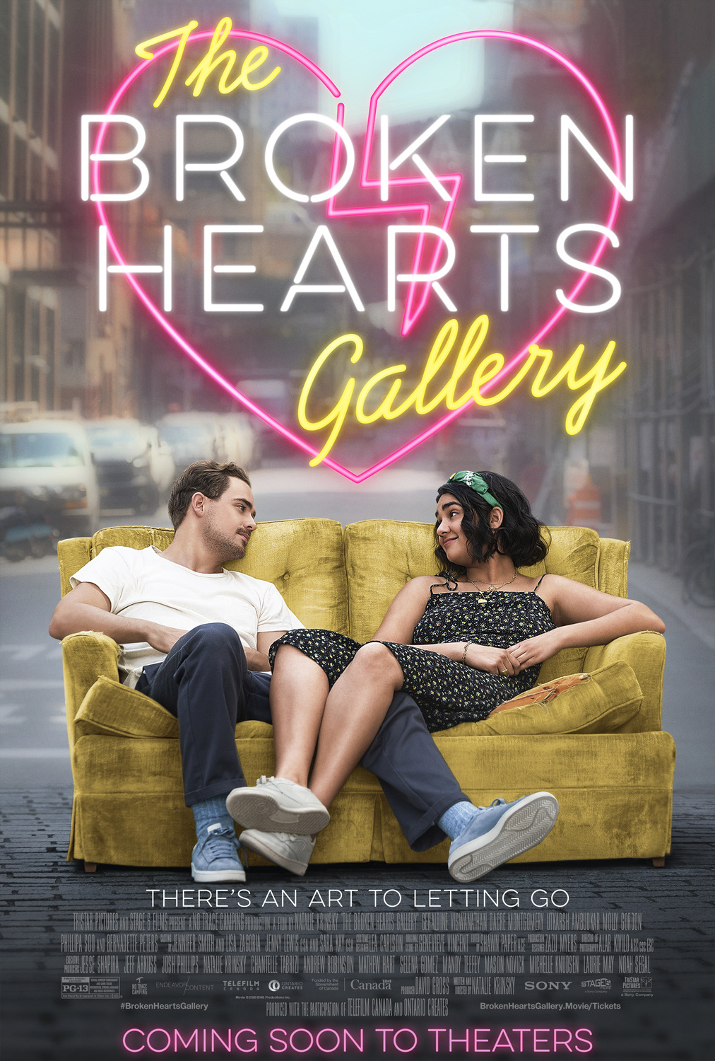 Extra Large Movie Poster Image for The Broken Hearts Gallery 