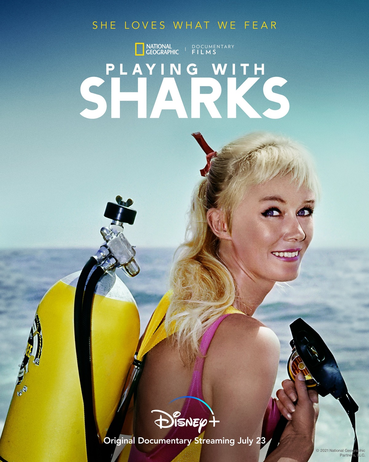 Extra Large Movie Poster Image for Playing with Sharks: The Valerie Taylor Story (#1 of 2)