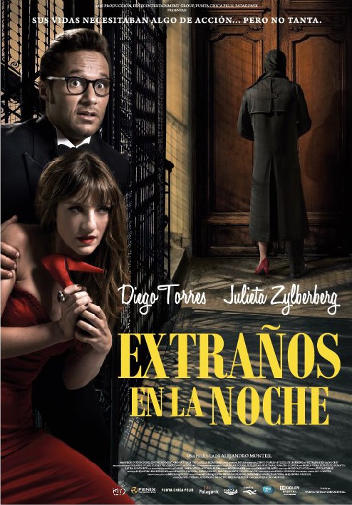 Extraños en la noche Movie Poster