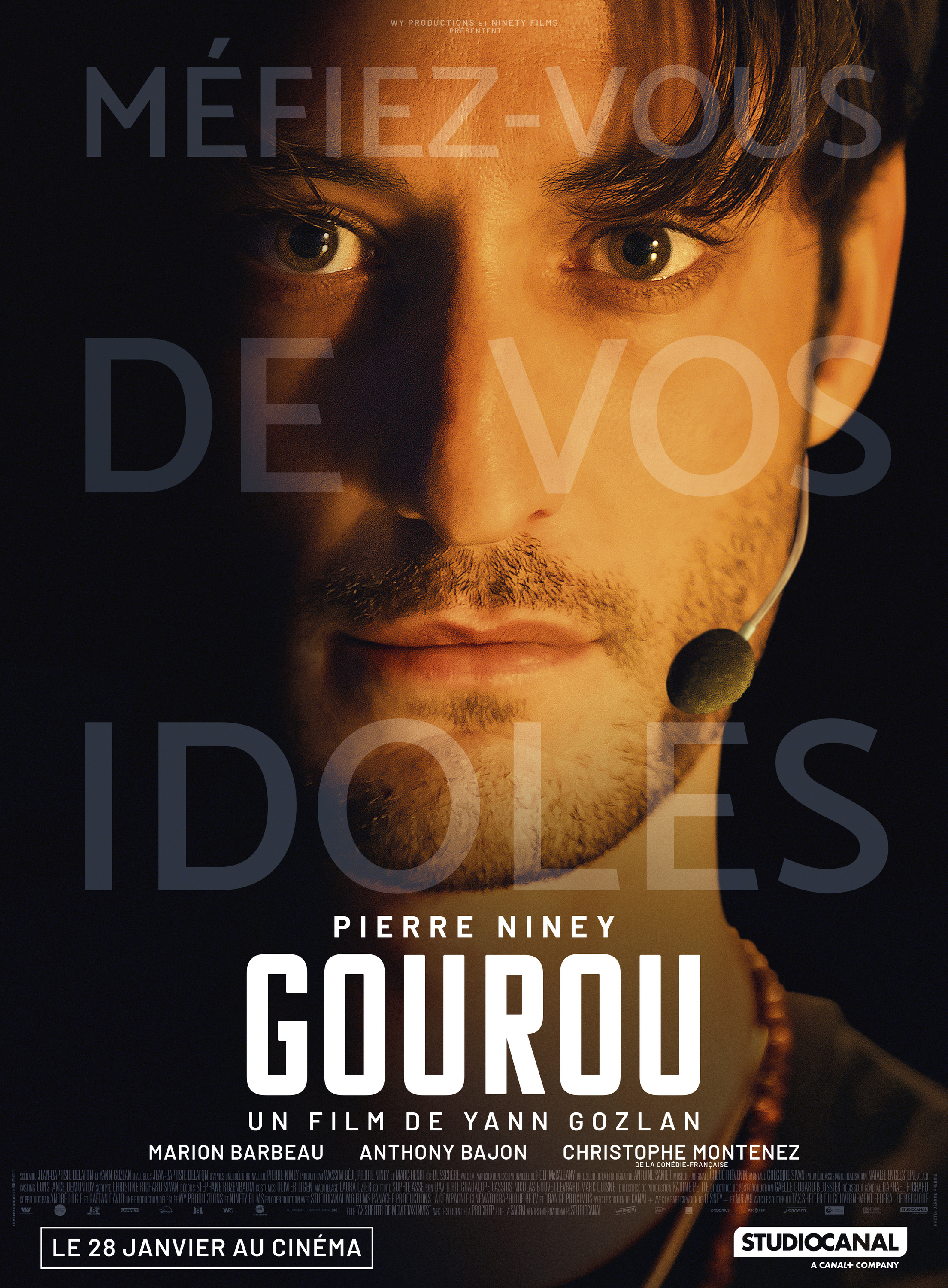 Mega Sized Movie Poster Image for Gourou 