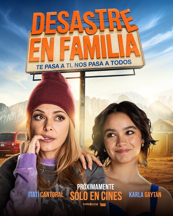 Desastre En Familia Movie Poster