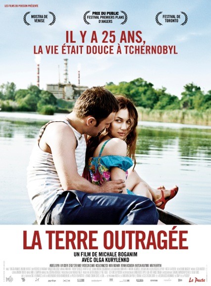 La terre outragée Movie Poster