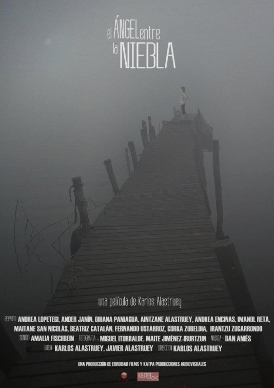 El ángel entre la niebla Movie Poster