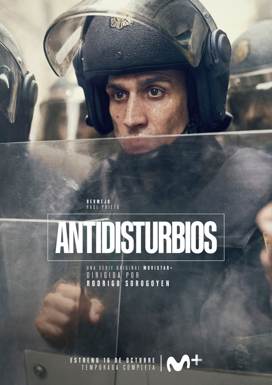 Antidisturbios Movie Poster