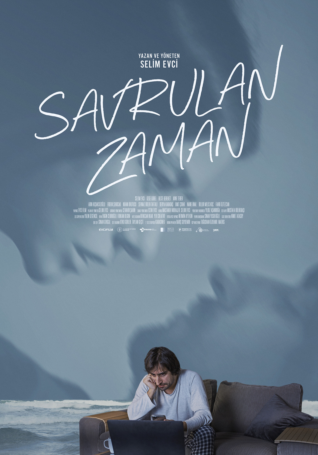 Extra Large Movie Poster Image for Savrulan Zaman 