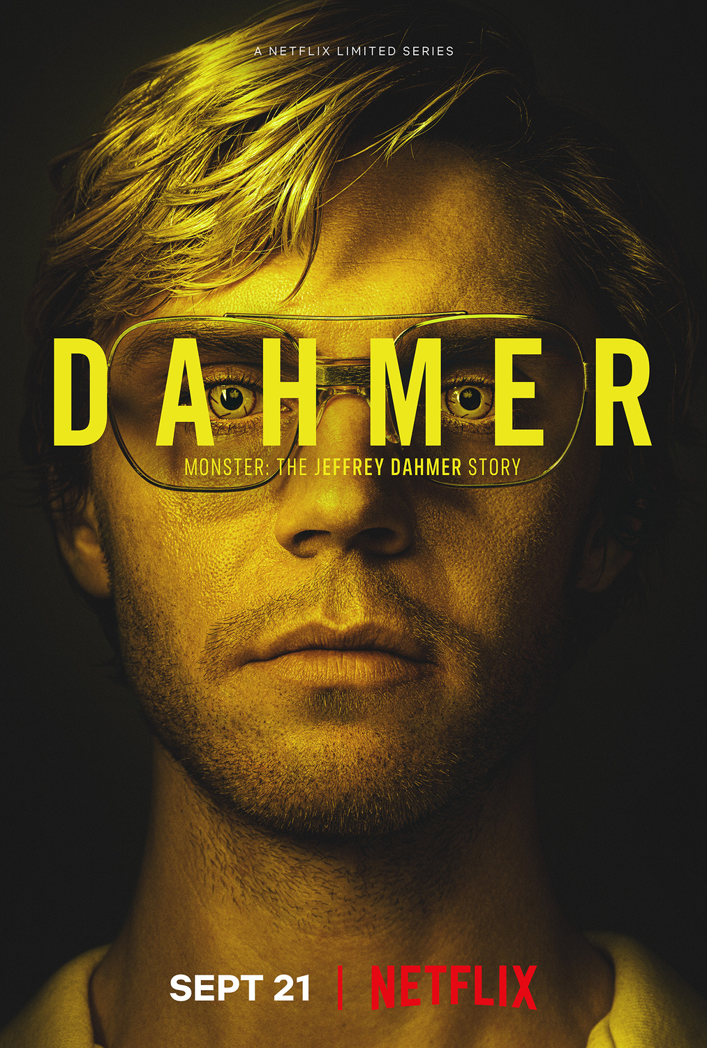 Extra Large TV Poster Image for Dahmer - Monster: The Jeffrey Dahmer Story (#1 of 9)