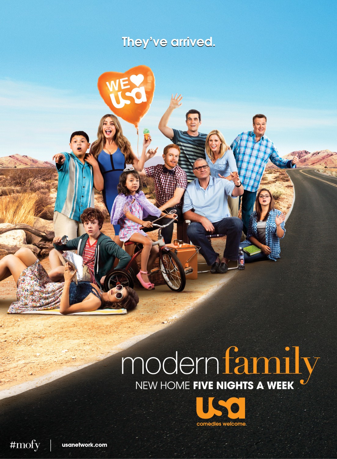 Extra Large TV Poster Image for Modern Family (#10 of 19)