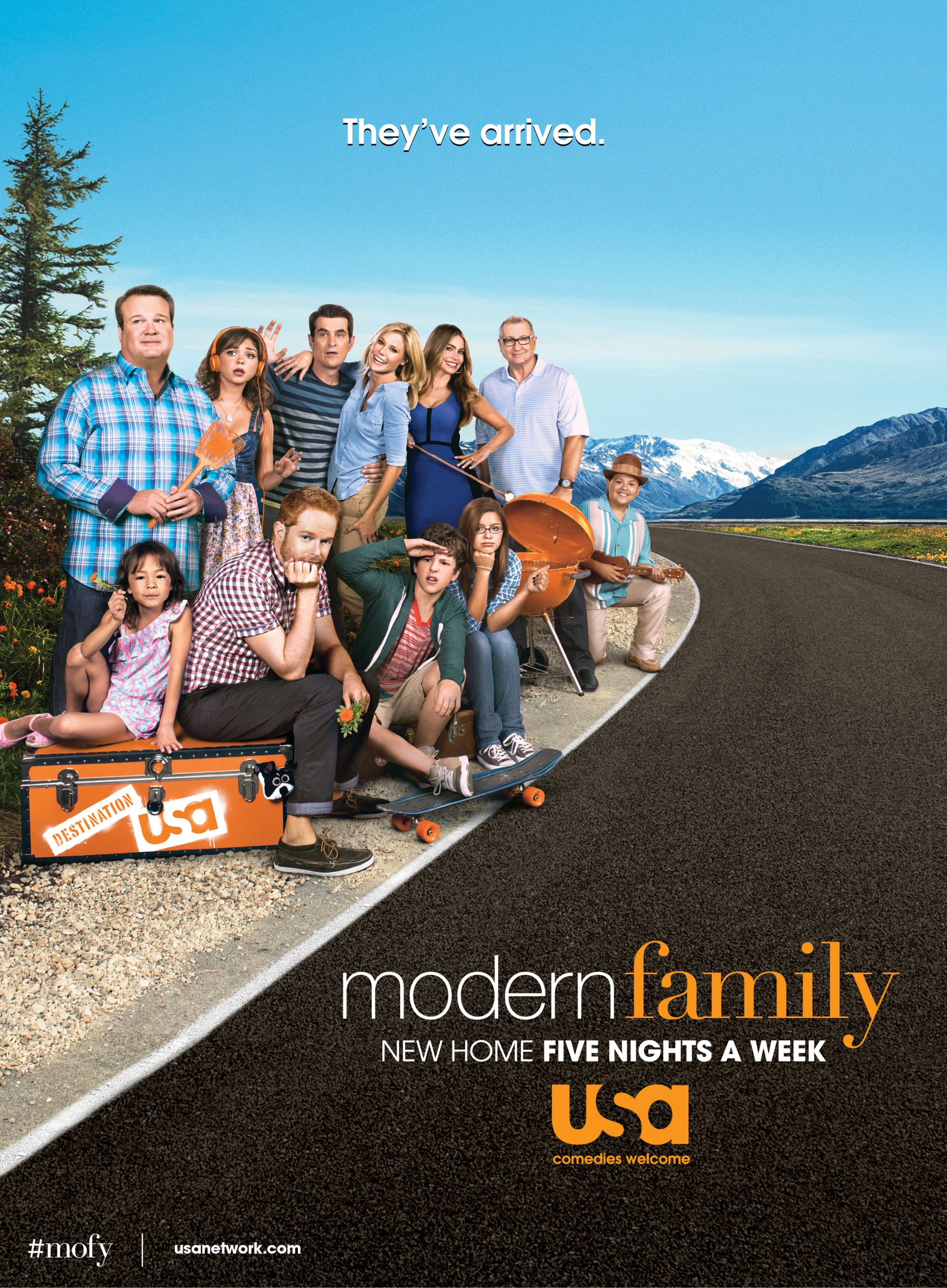 Mega Sized TV Poster Image for Modern Family (#7 of 19)