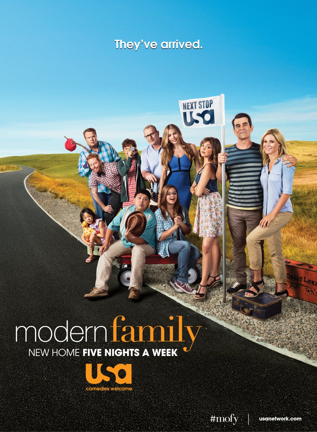 Extra Large TV Poster Image for Modern Family (#8 of 19)