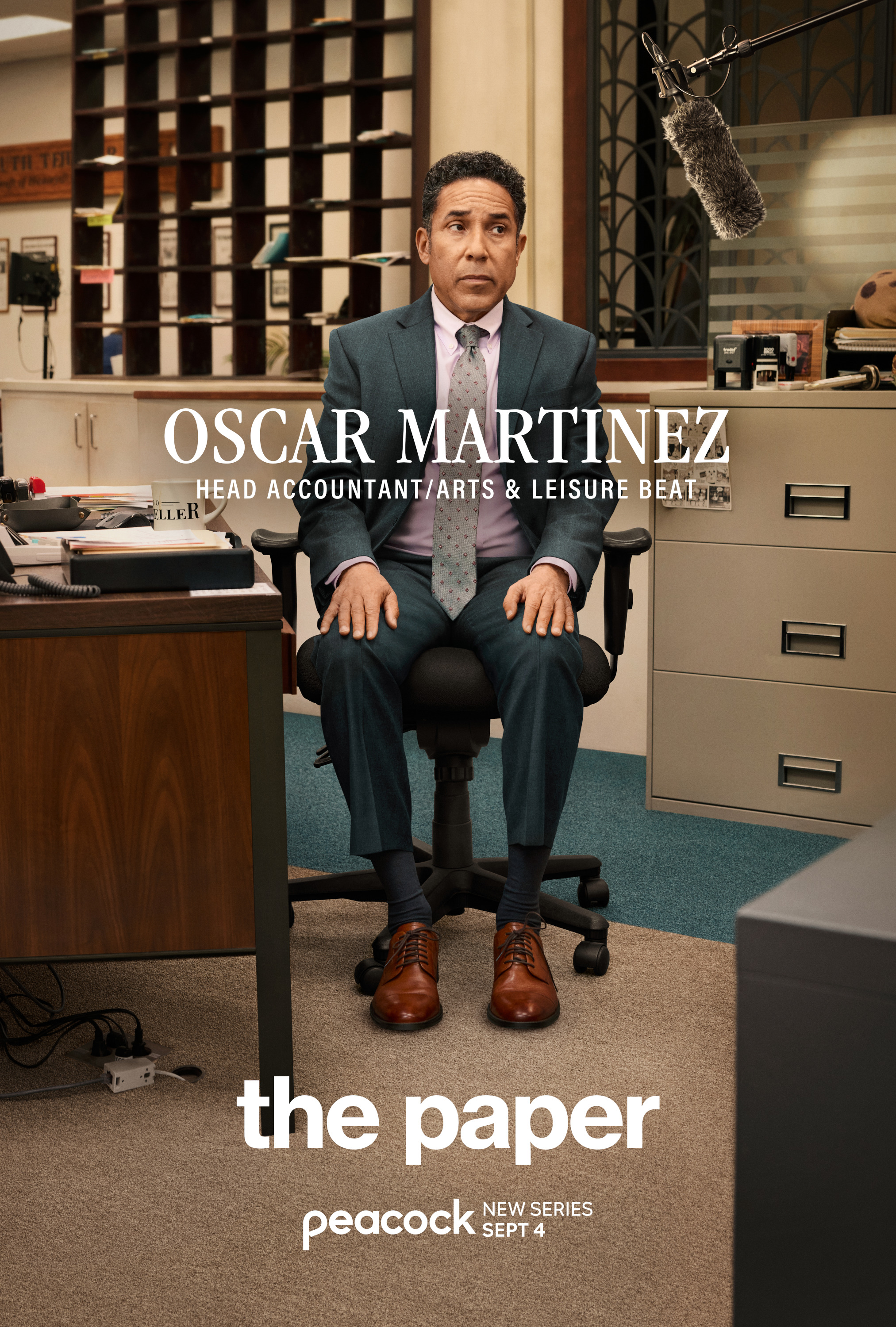 Mega Sized TV Poster Image for The Paper (#10 of 11)