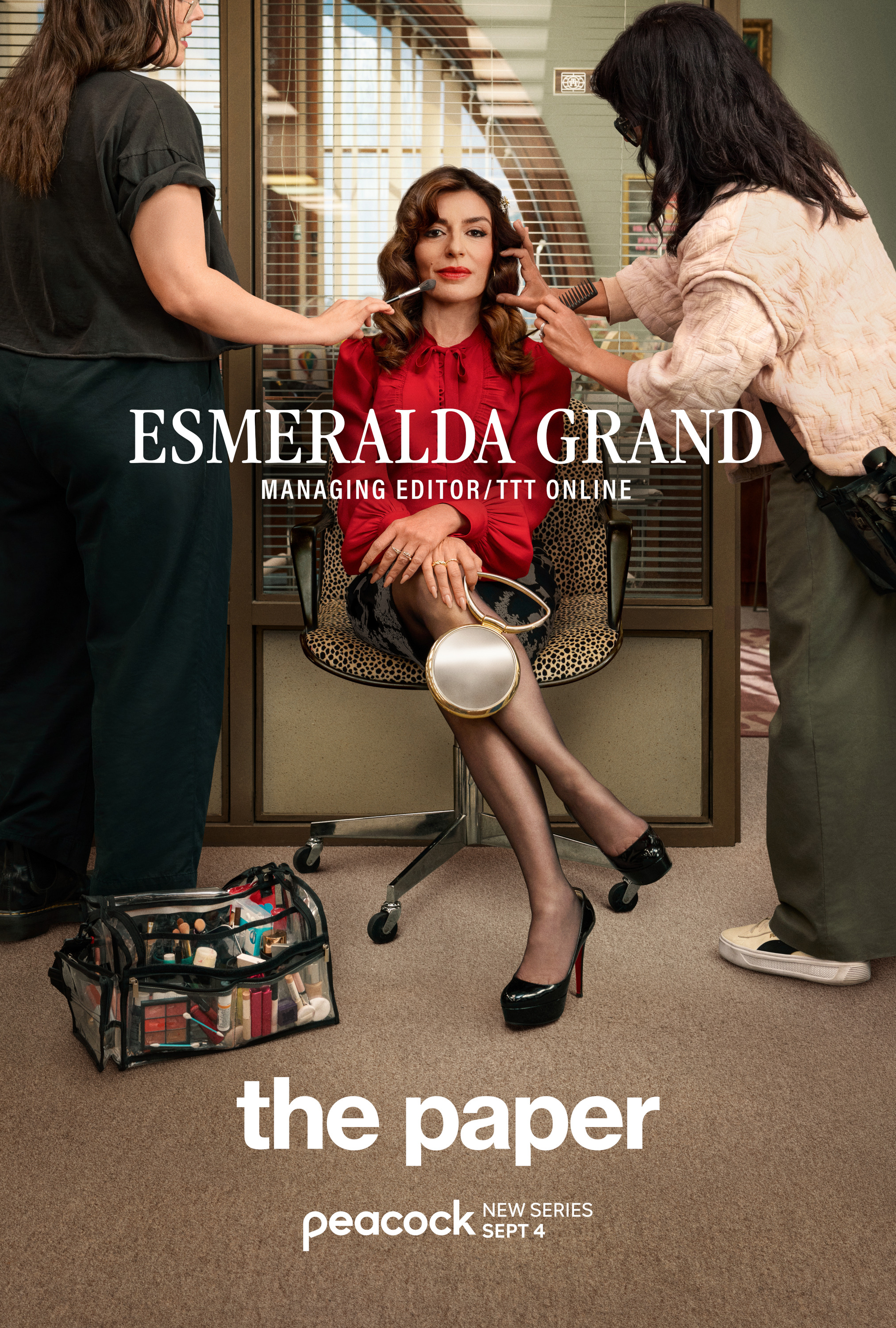 Mega Sized TV Poster Image for The Paper (#3 of 11)